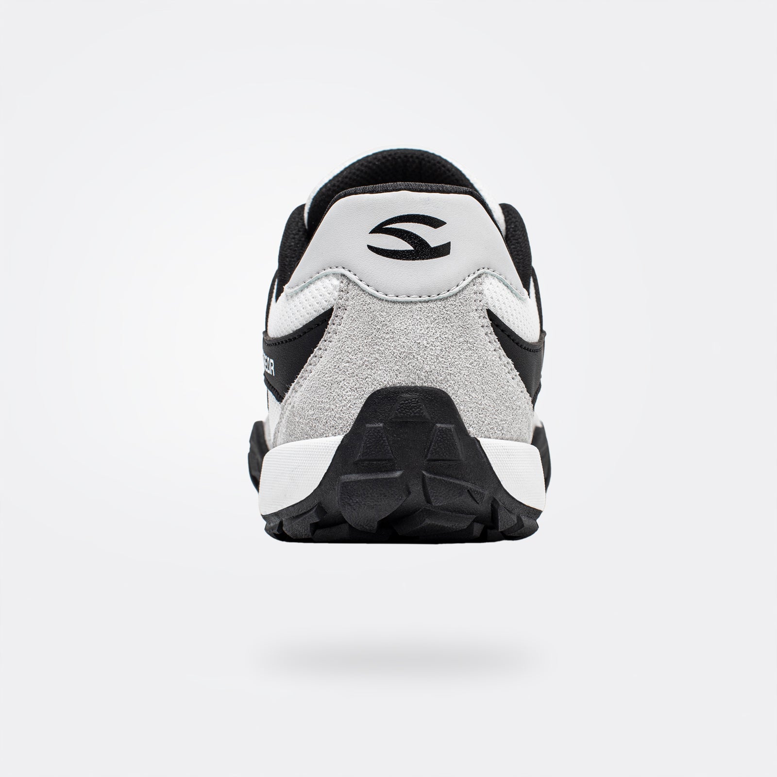 Hareball - Wide Toe Sneakers