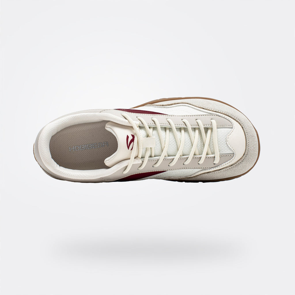 Hollow - Wide Toe Sneakers
