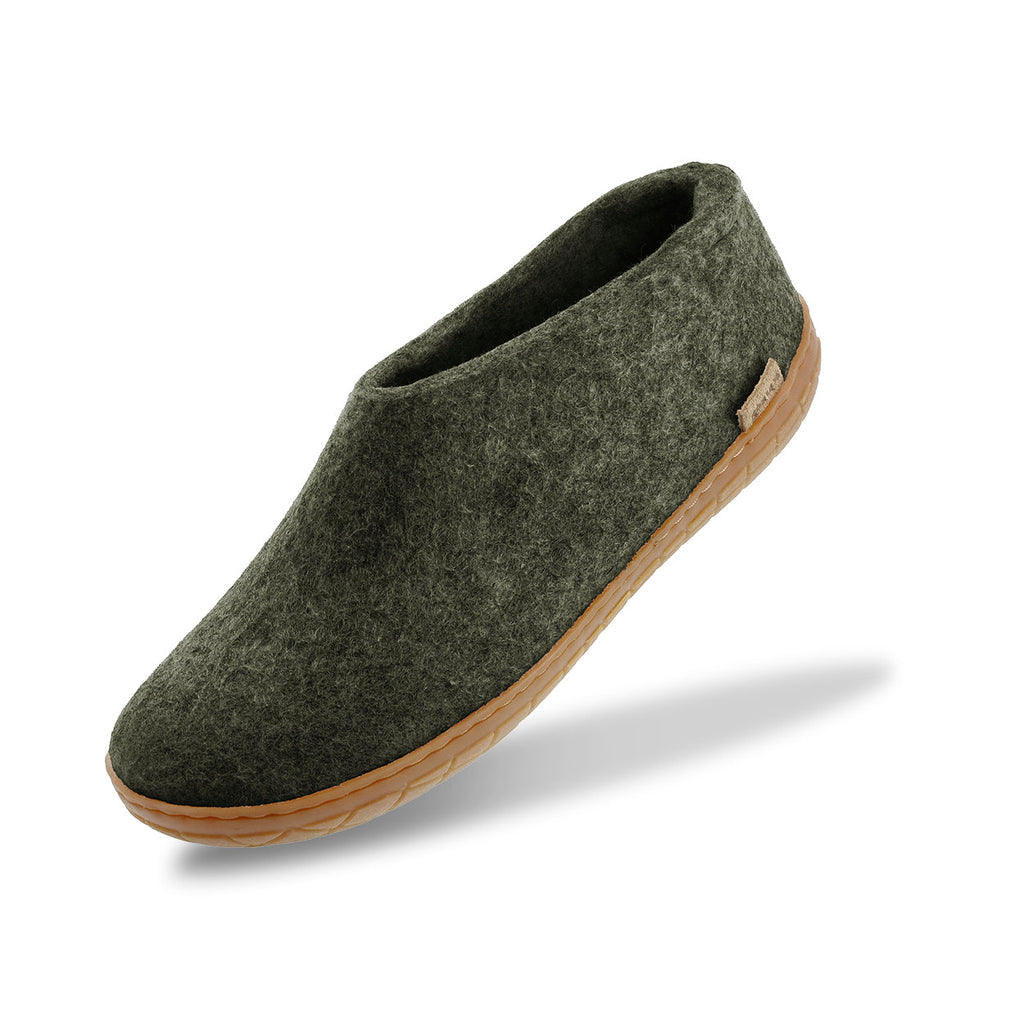 Shoe with natural rubber sole - honey - Forest