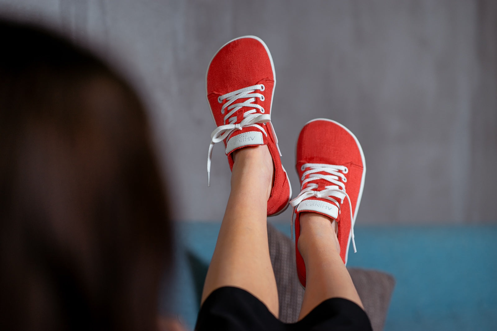 Vida Hemp Comfort red sneakers