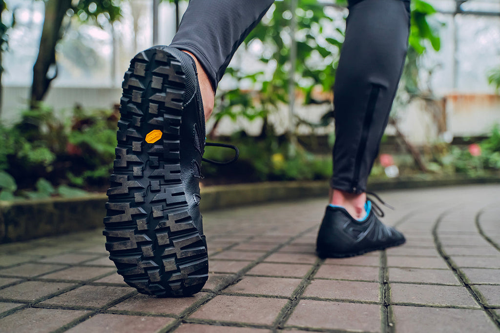 Chitra Trek&Trail Comfort blue-black sneakers