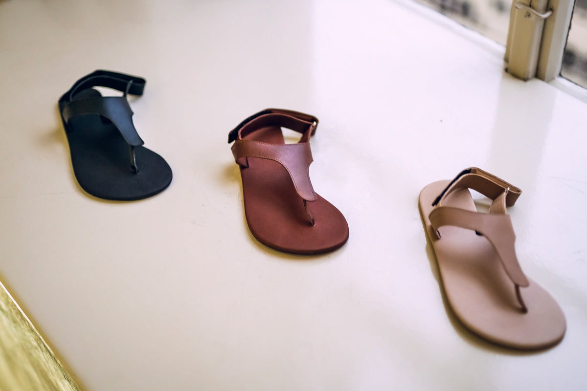 Simple barefoot black sandals