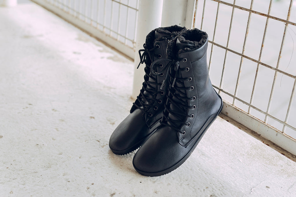 Barefoot Jaya Winter Zip-up Boots – All Black
