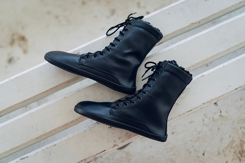 Barefoot Jaya Winter Zip-up Boots – All Black