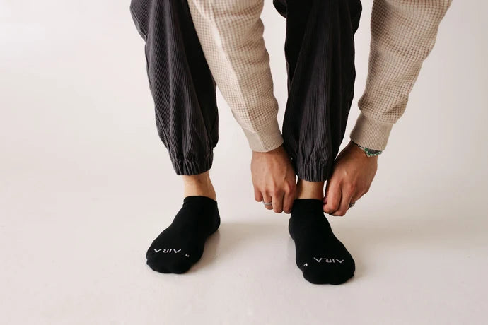 Aira Basics Foot Shaped Socks - Ankle - White