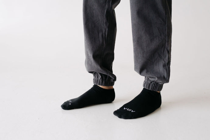 Aira Basics Foot Shaped Socks - Ankle - White