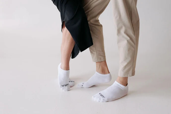 Aira Basics Foot Shaped Socks - Ankle - White