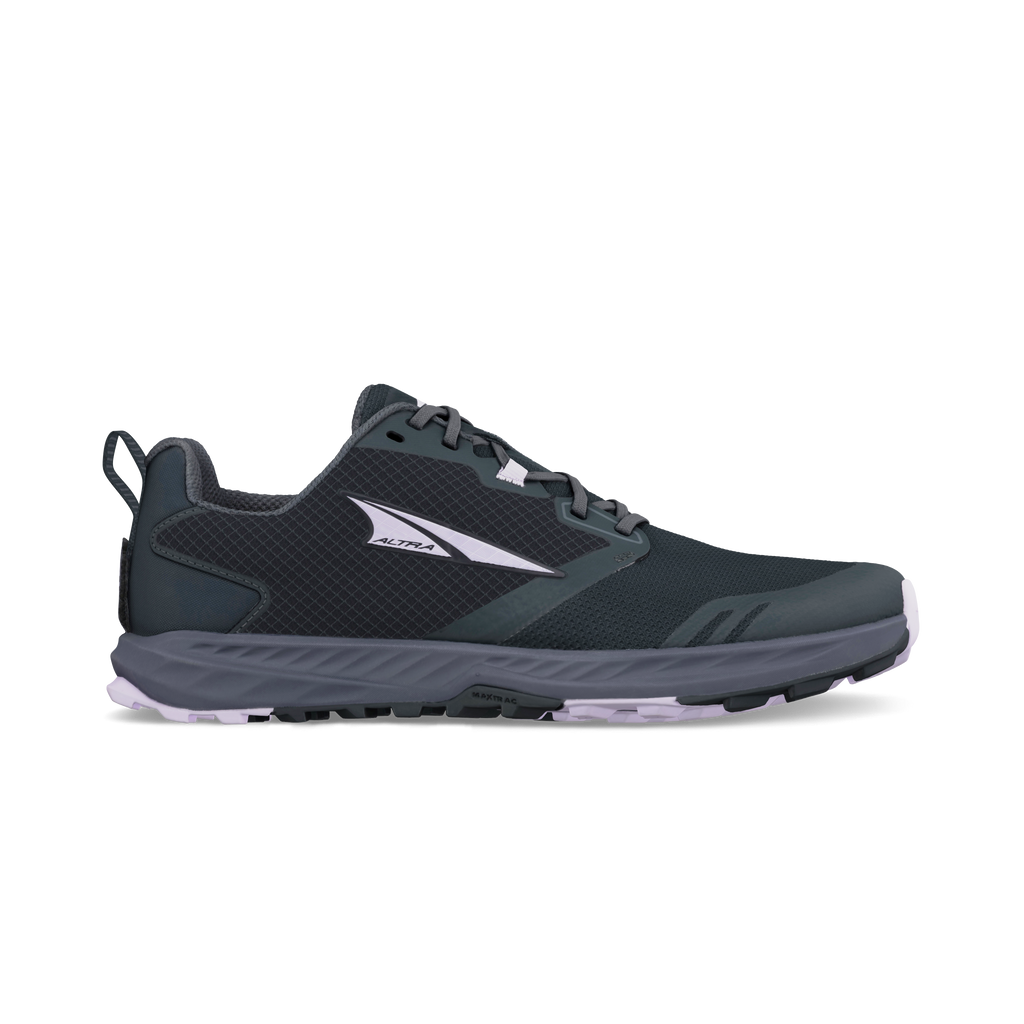 Black Altra Superior 7 athletic shoe with gray accents and white sole.