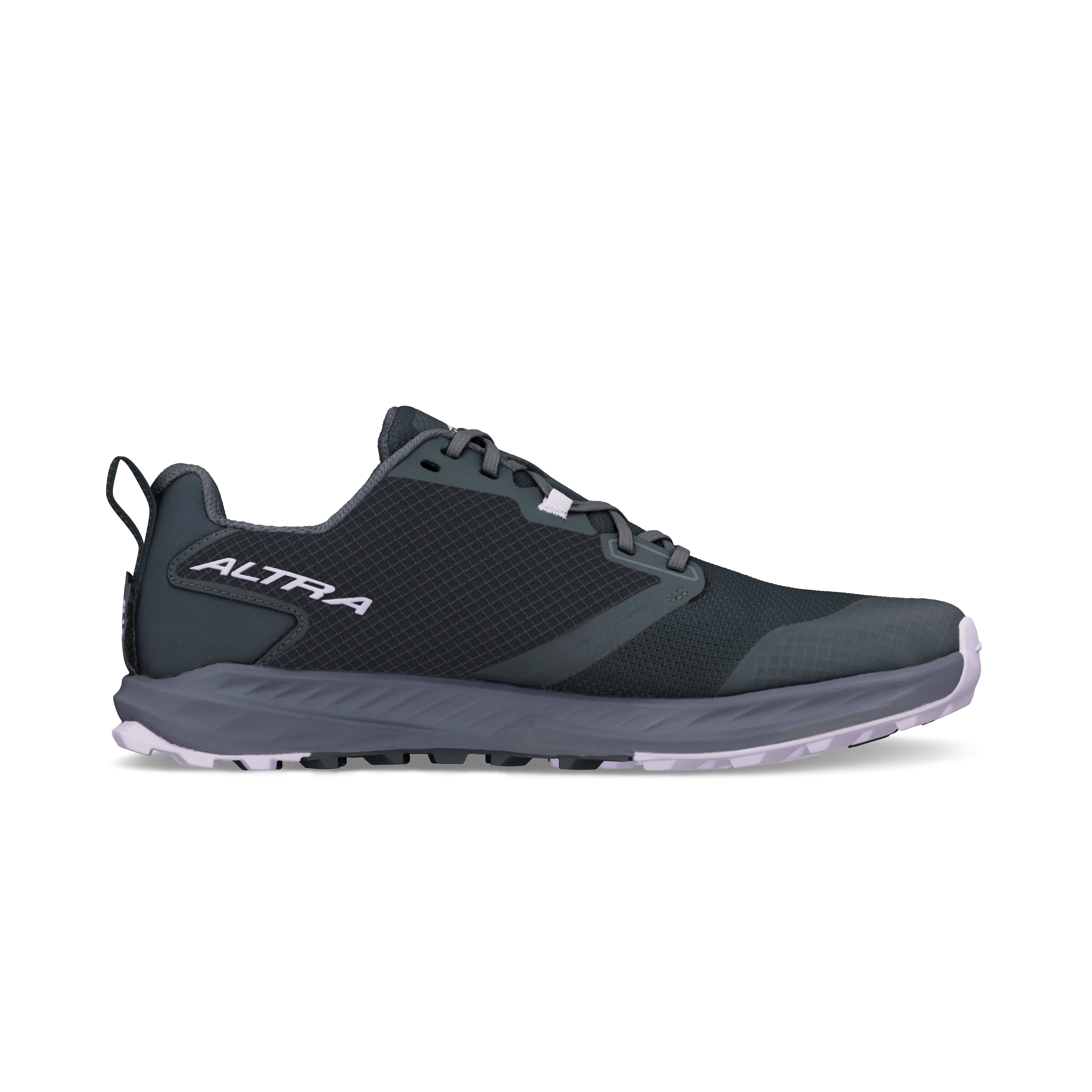 Black Altra Superior 7 athletic shoe with gray sole and mesh upper design.