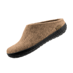 Slip-on with natural rubber sole - black - Sand
