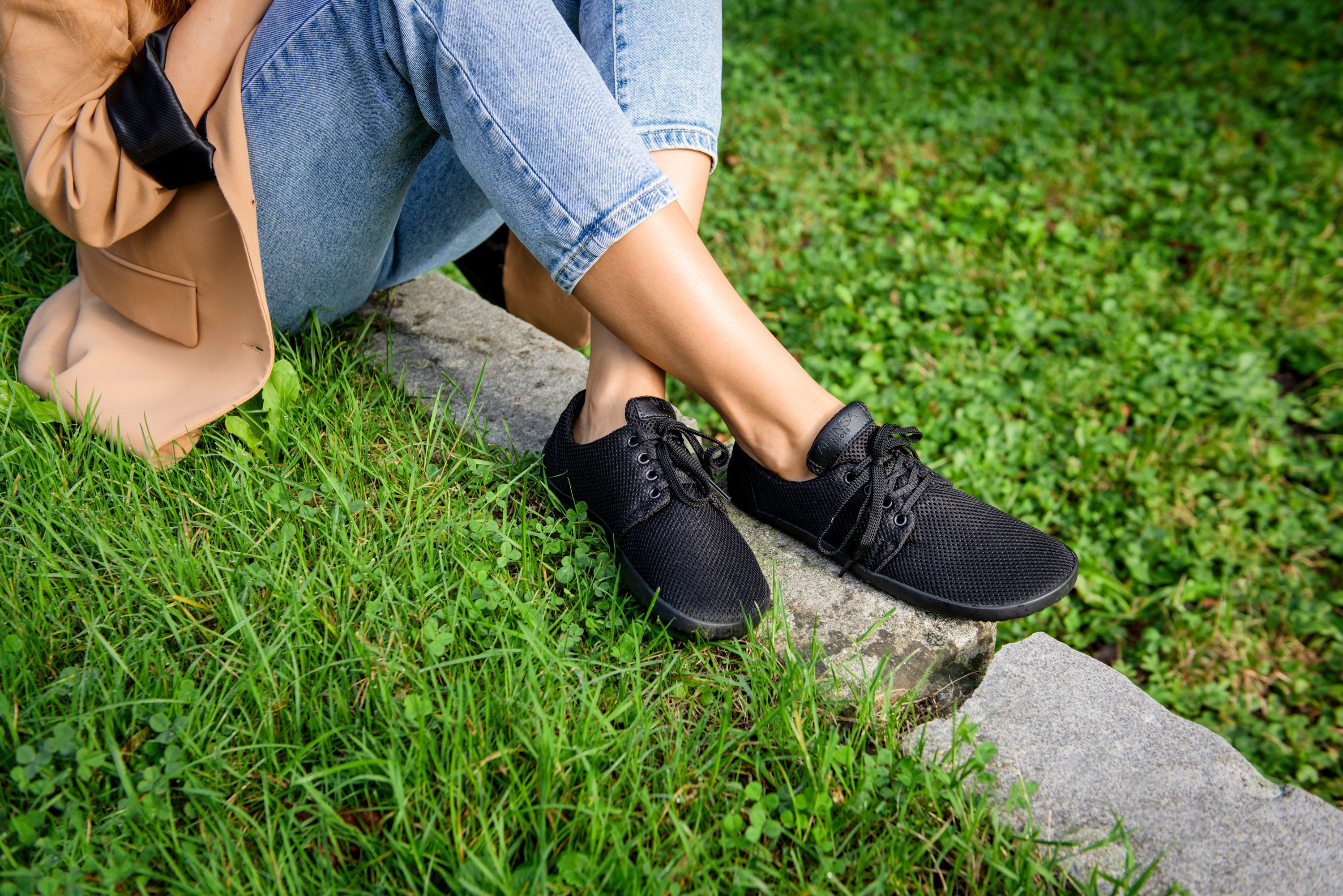 Comfort sneakers AirNet black