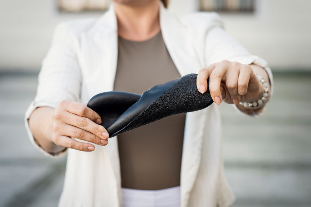 Barefoot dress shoes Chic black