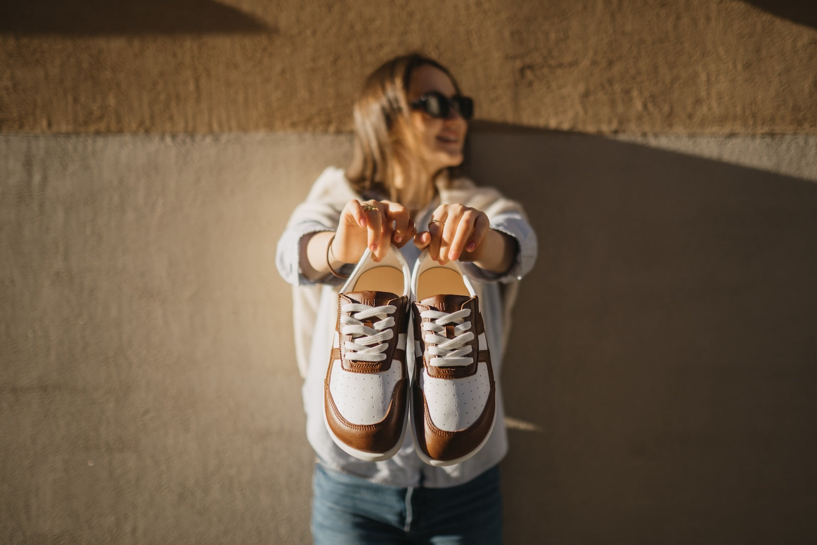 Yuva Comfort Sneakers Brown & White