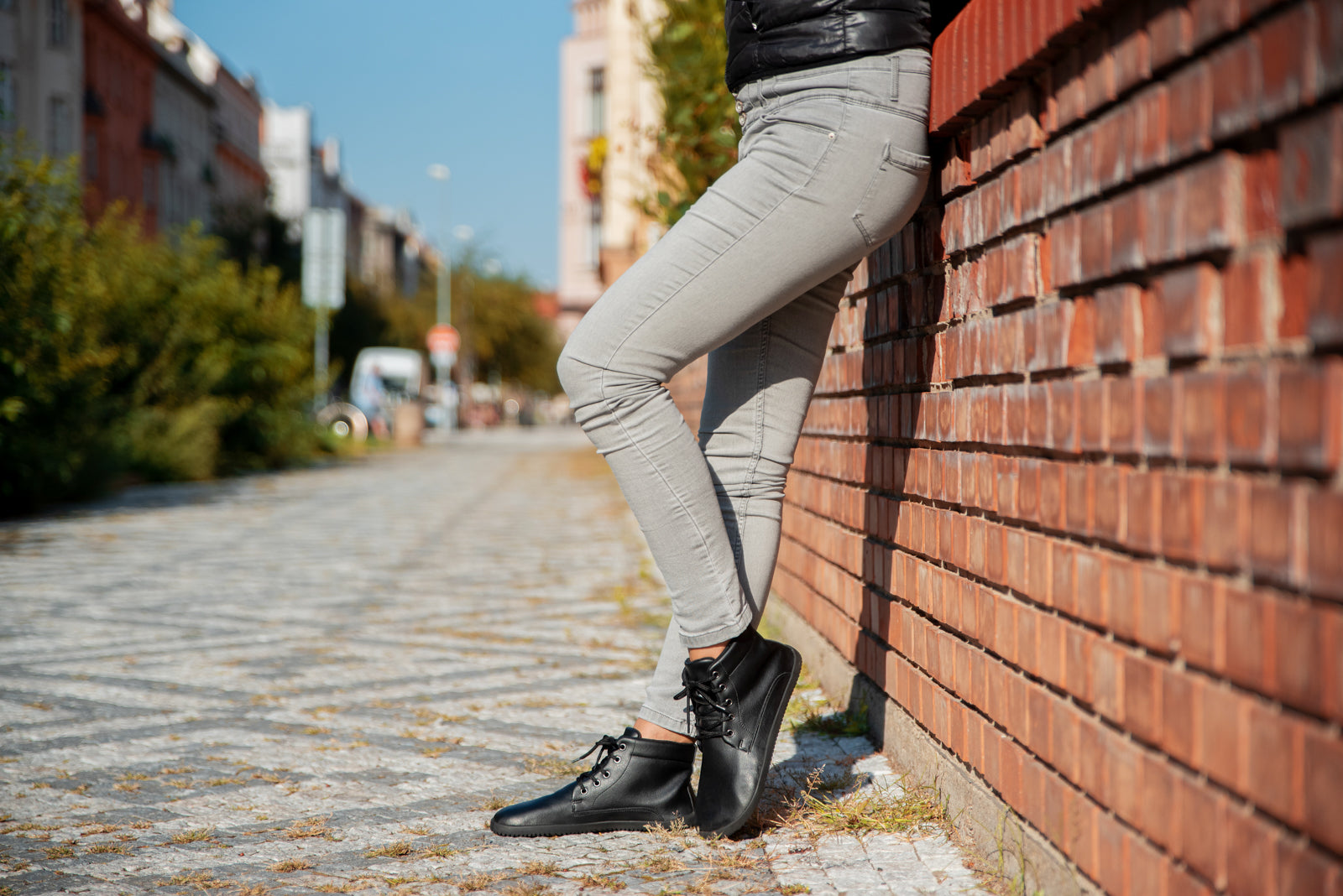 xWide barefoot Sundara Ankle boots