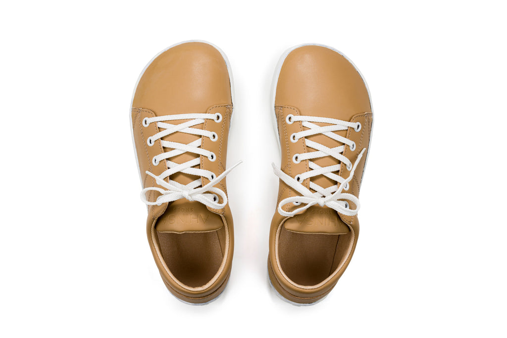 Vida barefoot beige sneakers