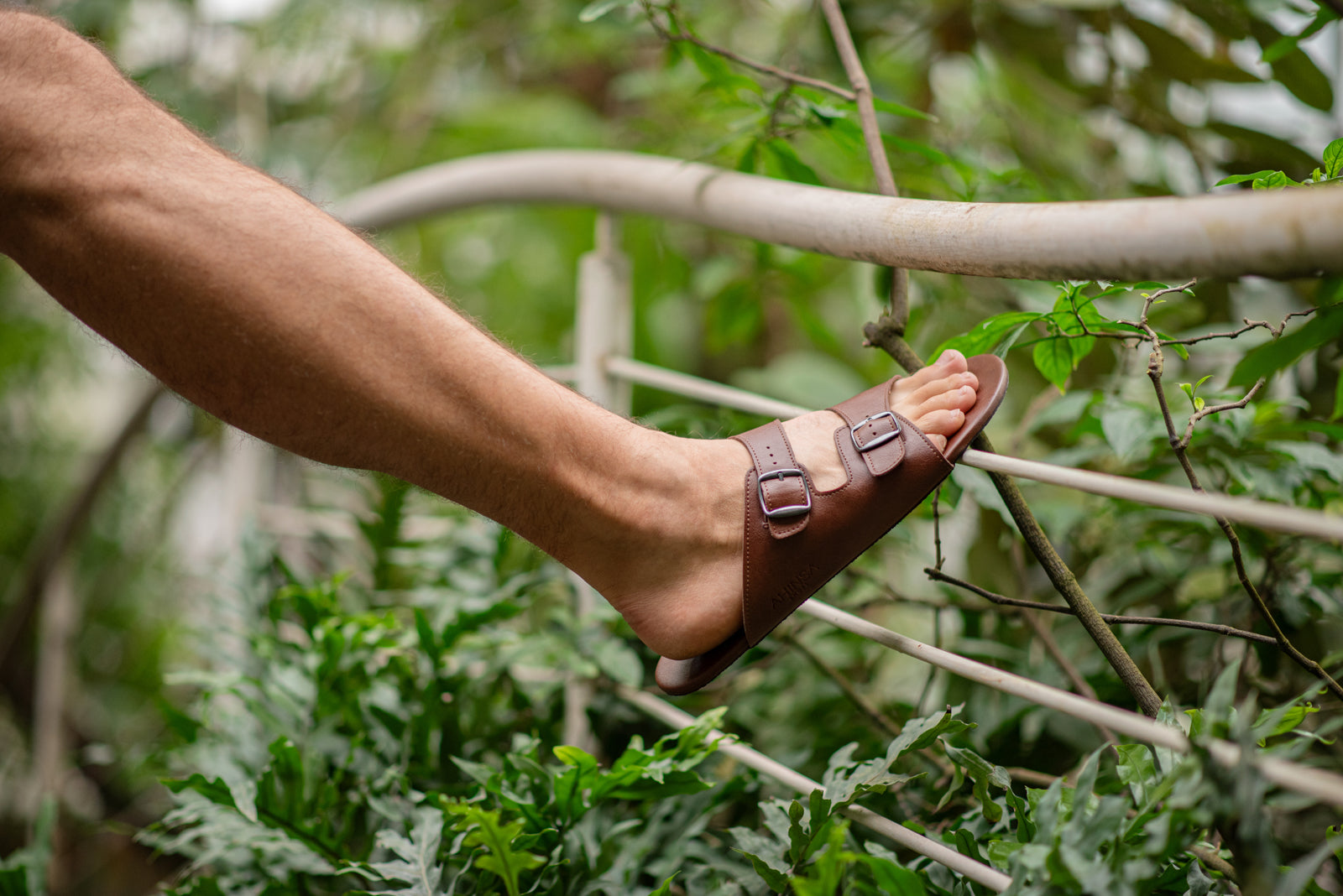 Comfort slip-on sandals brown