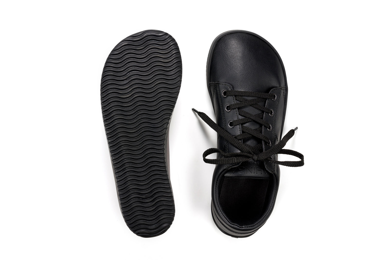 Vida Comfort black sneakers
