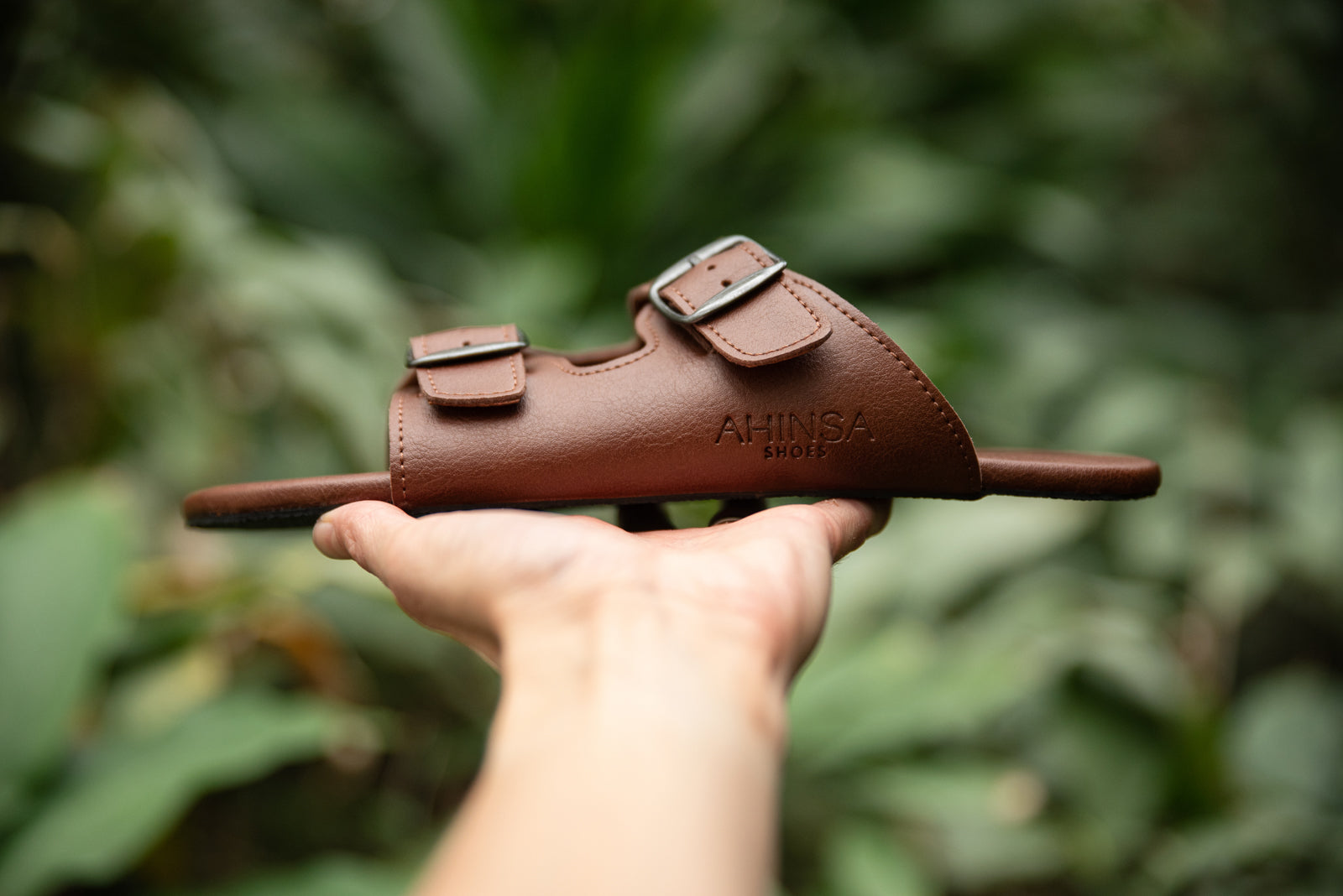 Comfort slip-on sandals brown