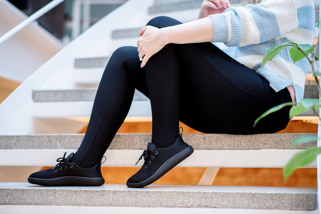 Flow black barefoot sneakers