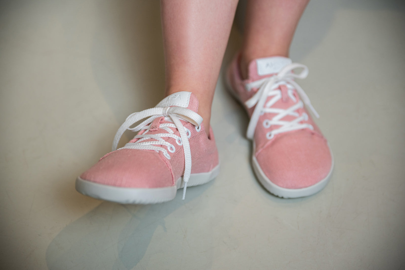 Vida Hemp Comfort pink sneakers