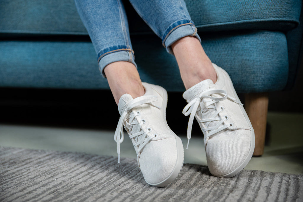 Vida Hemp Comfort white sneakers