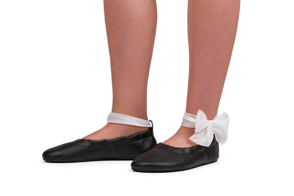 Barefoot dress shoes Chic black