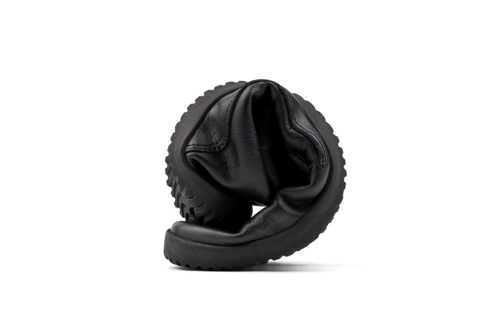 xWide barefoot Sundara Ankle boots