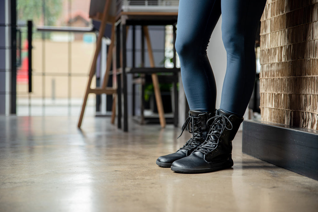 Jaya Comfort Zip-up Boots – Black