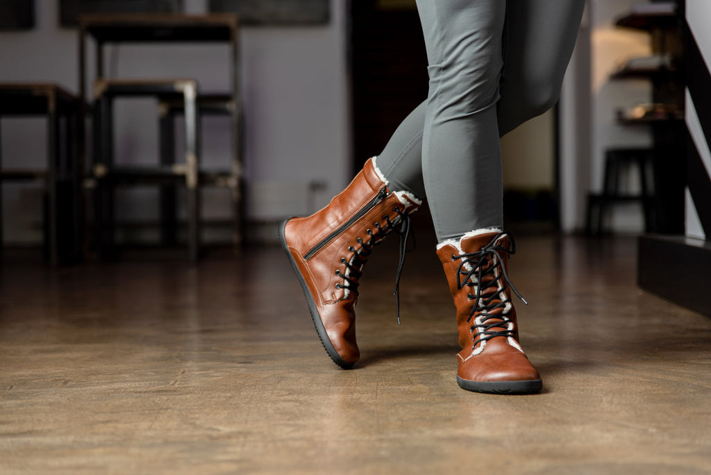 barefoot Jaya Winter Zip-up brown boots
