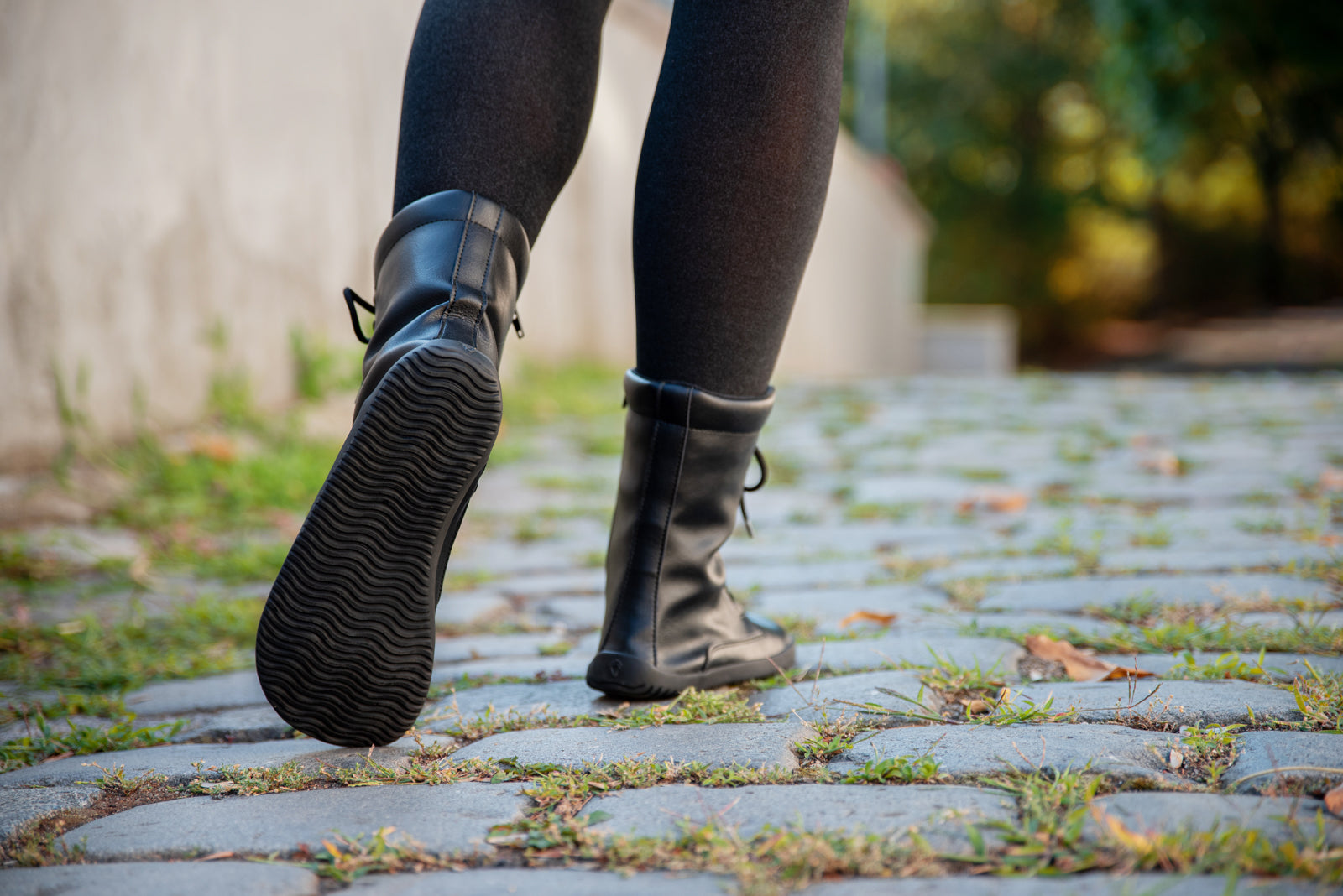Jaya Comfort Zip-up Boots – Black