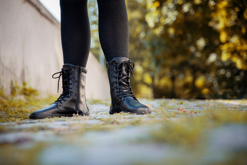 Jaya Comfort Zip-up Boots – Black
