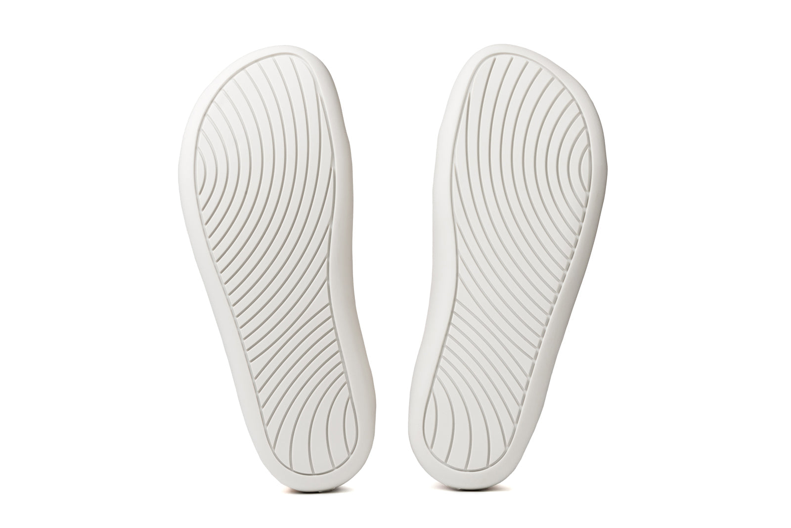 Tara Winter Barefoot Sneakers – White