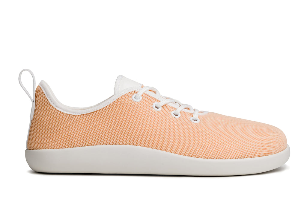 Flow beige barefoot sneakers