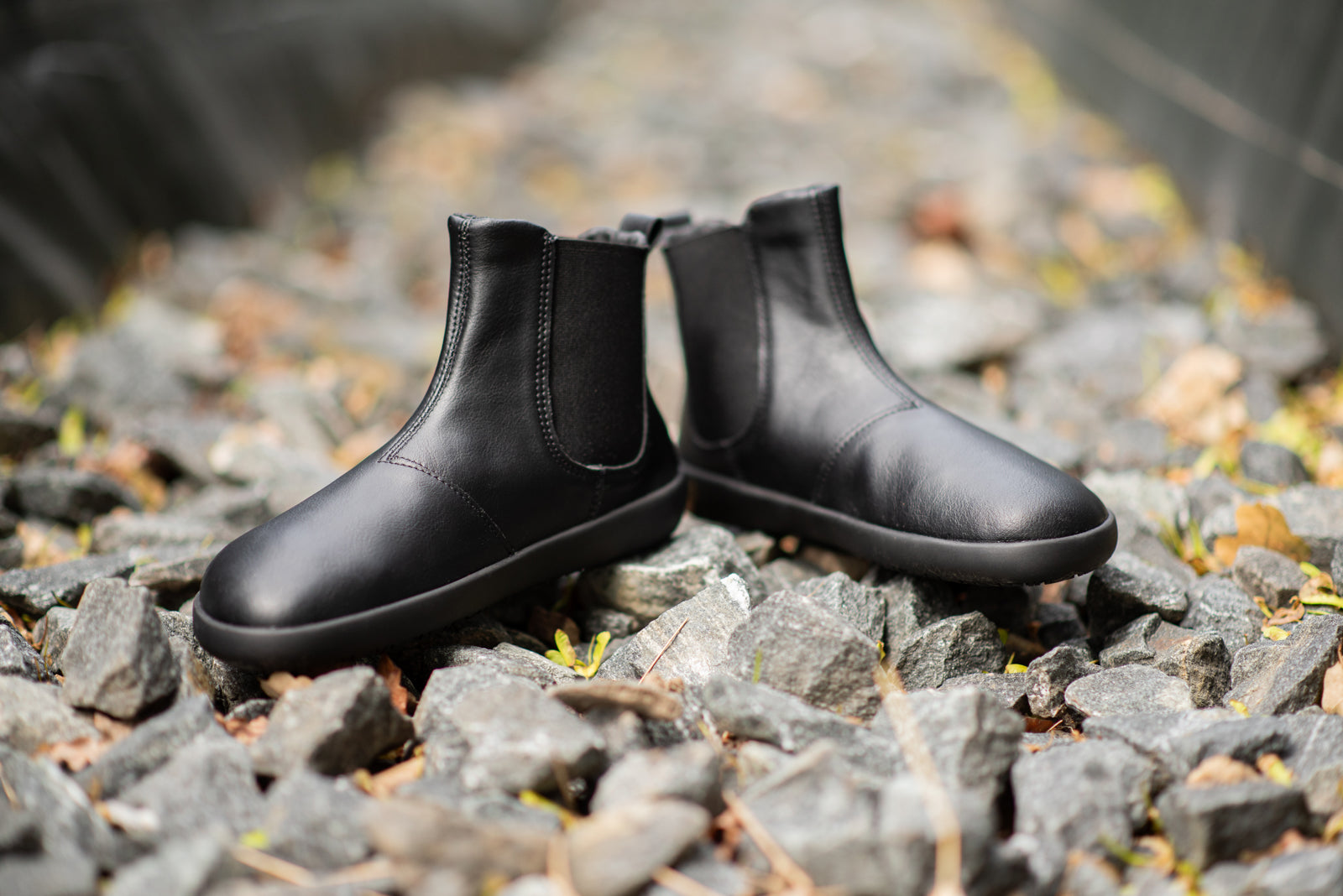 barefoot shoes Chelsea 2.0 black