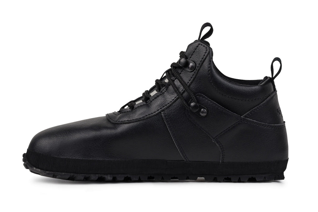 Hiker Comfort black ankle trekking boots