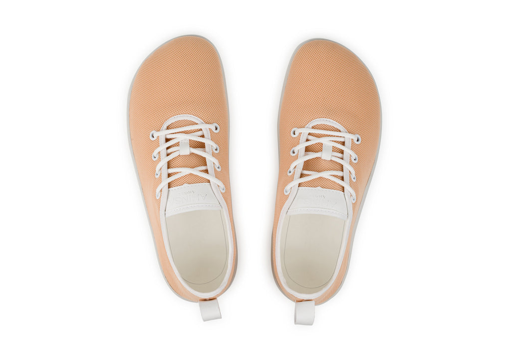 Flow beige barefoot sneakers