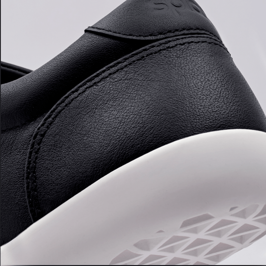 FREESTYLE LEATHER Obsidian