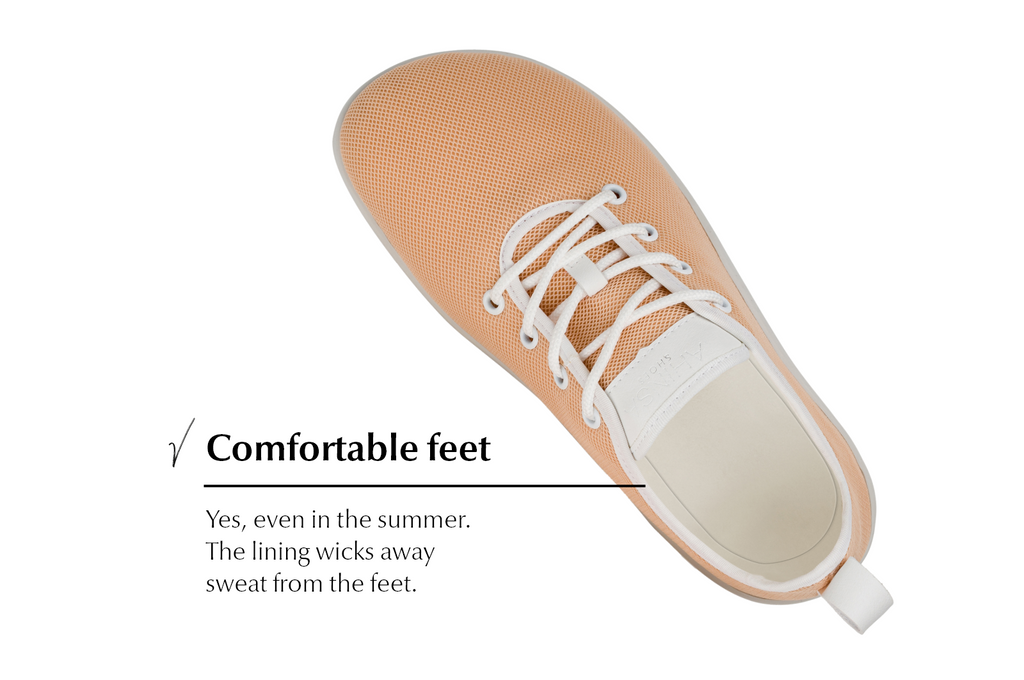 Flow beige barefoot sneakers