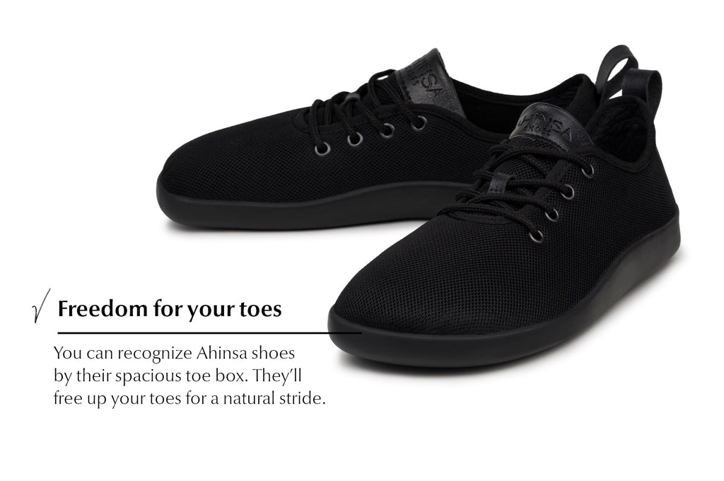 Flow black barefoot sneakers