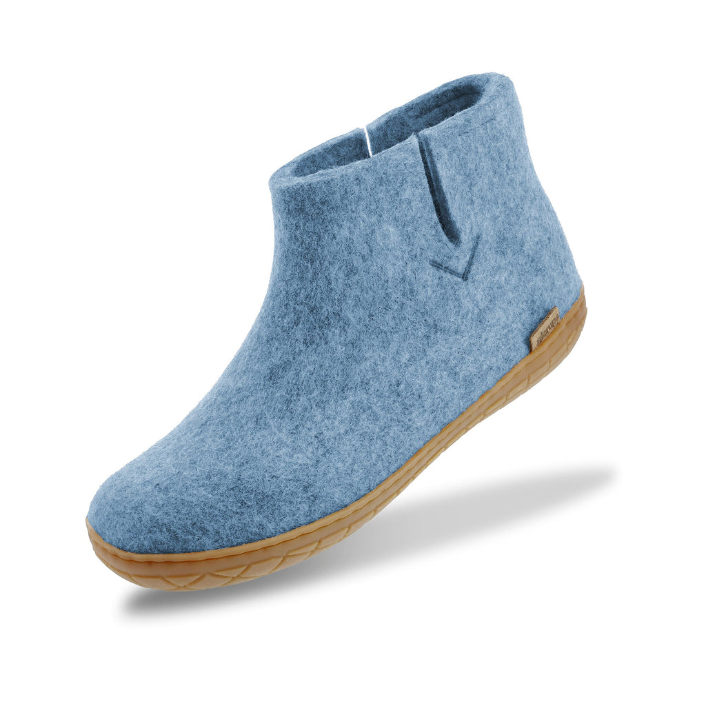 Boot with natural rubber sole - honey - Sky