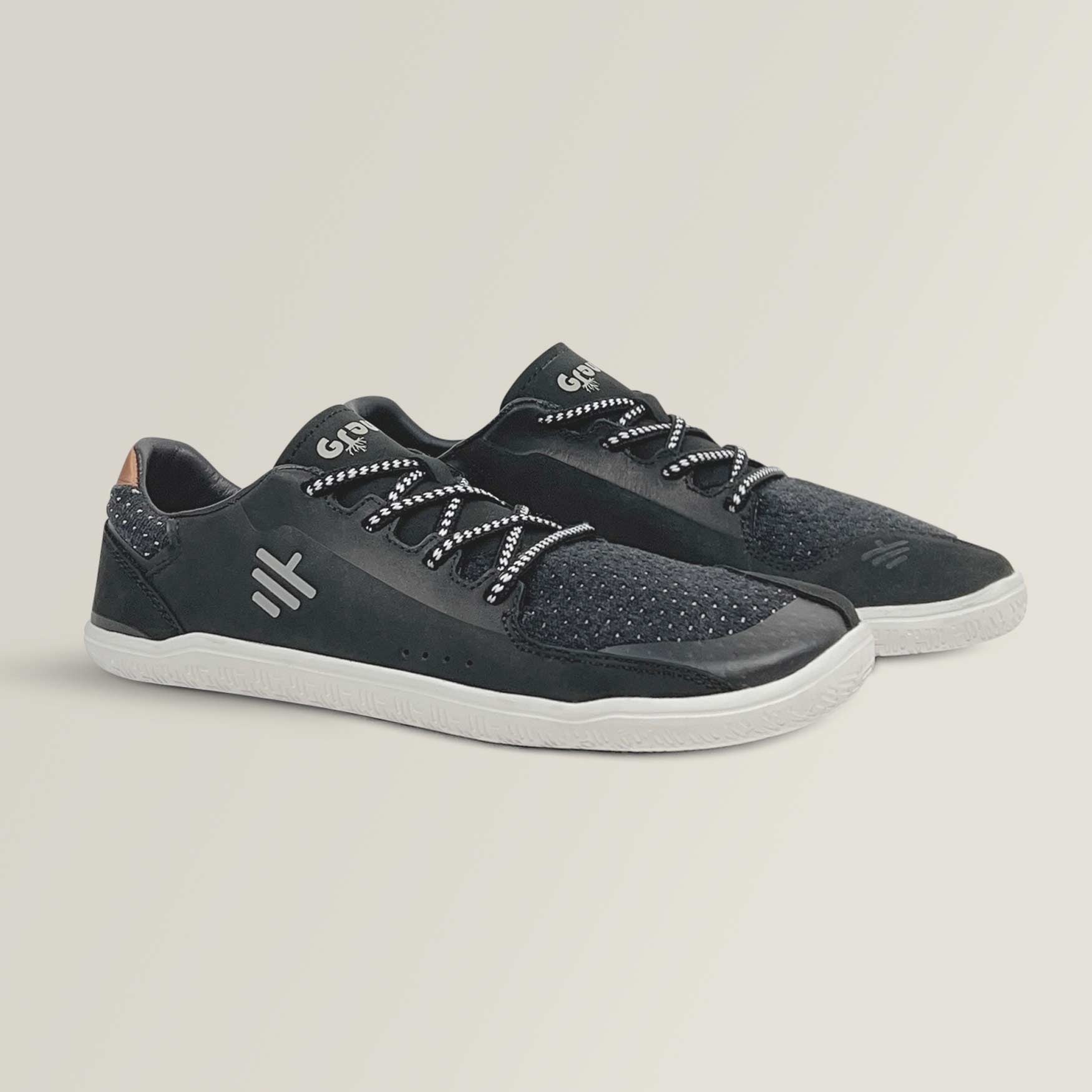 B I O S Sneakers