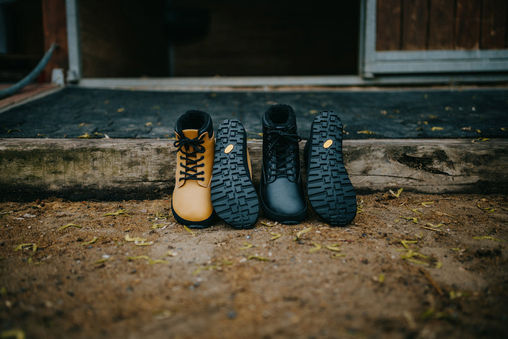 winter barefoot boots Shuma Winter black