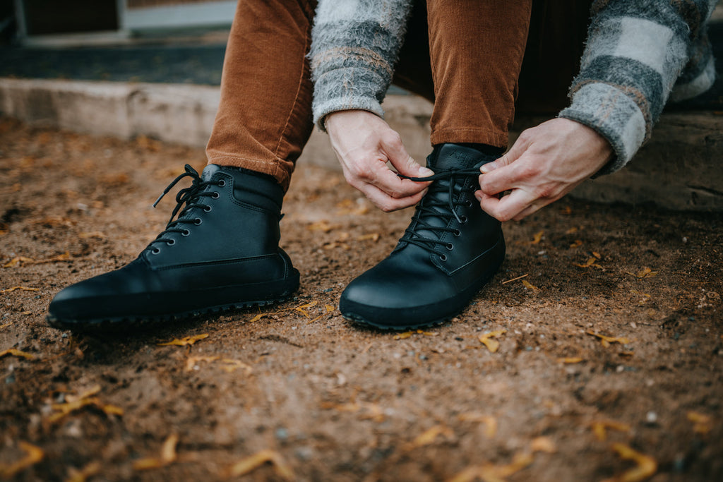 winter barefoot boots Shuma Winter black