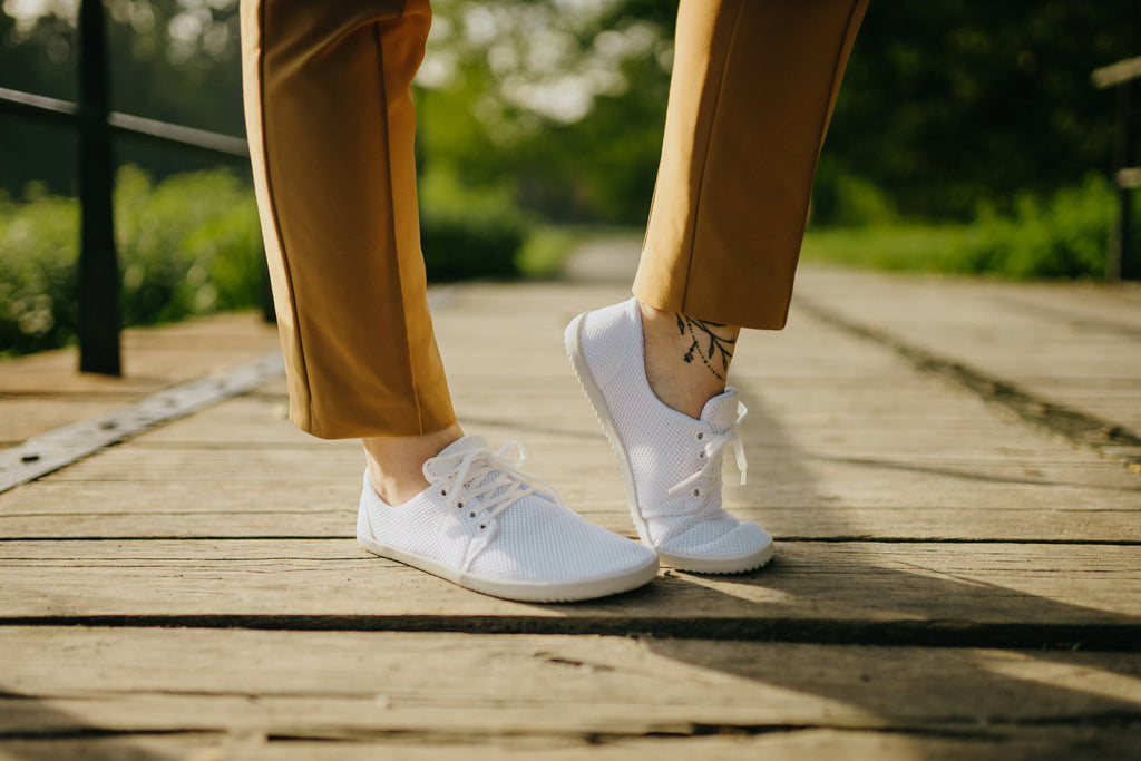 barefoot sneakers AirNet white