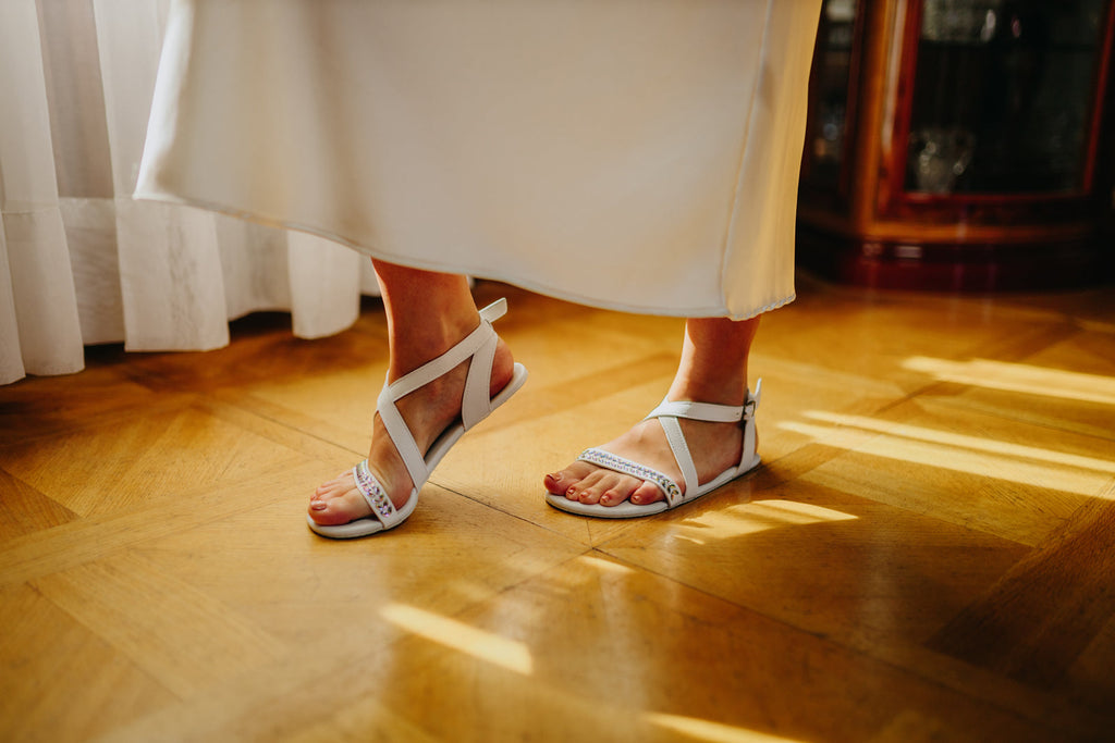 barefoot sandals Hava Preciosa white