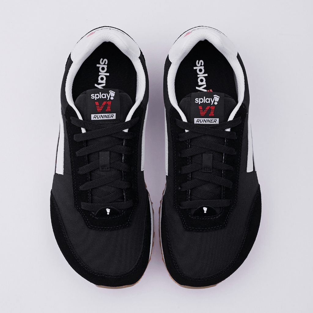 RUNNER V1 Track Black '26