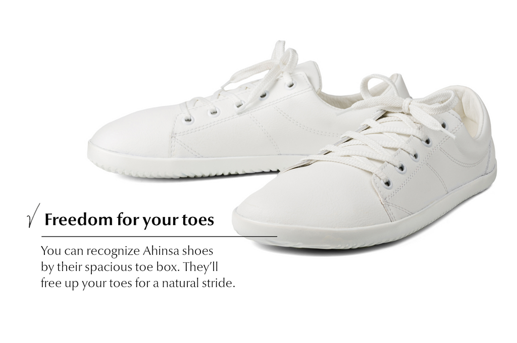 Vida Comfort white sneakers