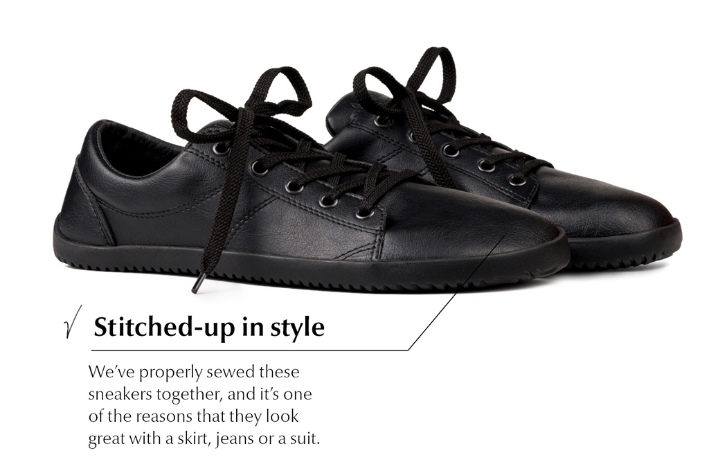 Vida Comfort black sneakers