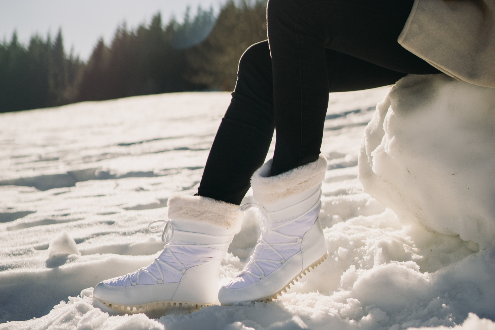 barefoot snowboots Irbis Snow white