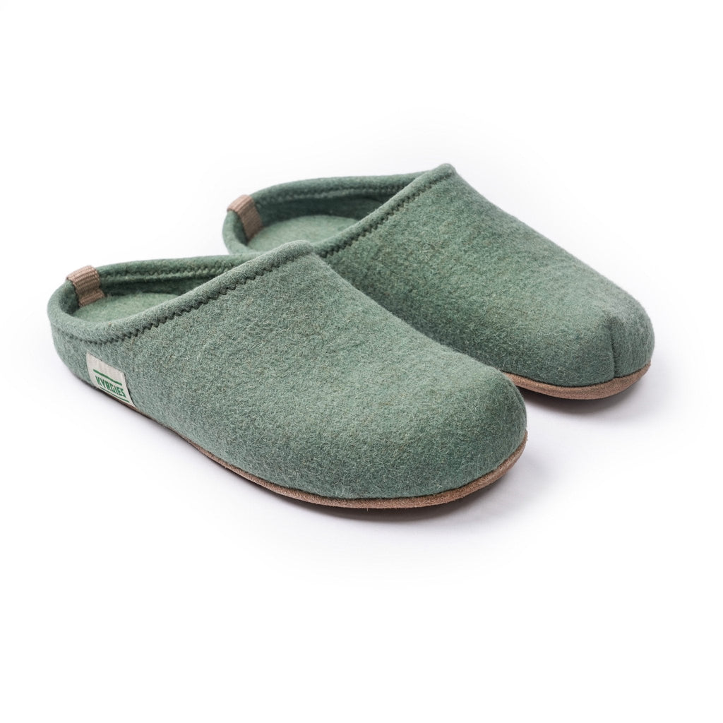 Barefoot Slides